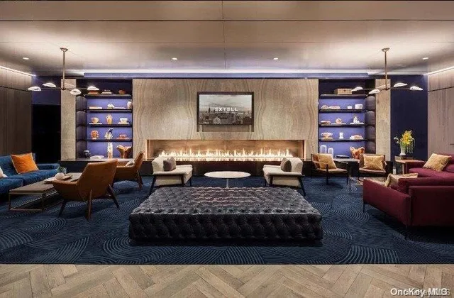 $1,180,000 | 252 South Street, Unit 12G | Two Bridges