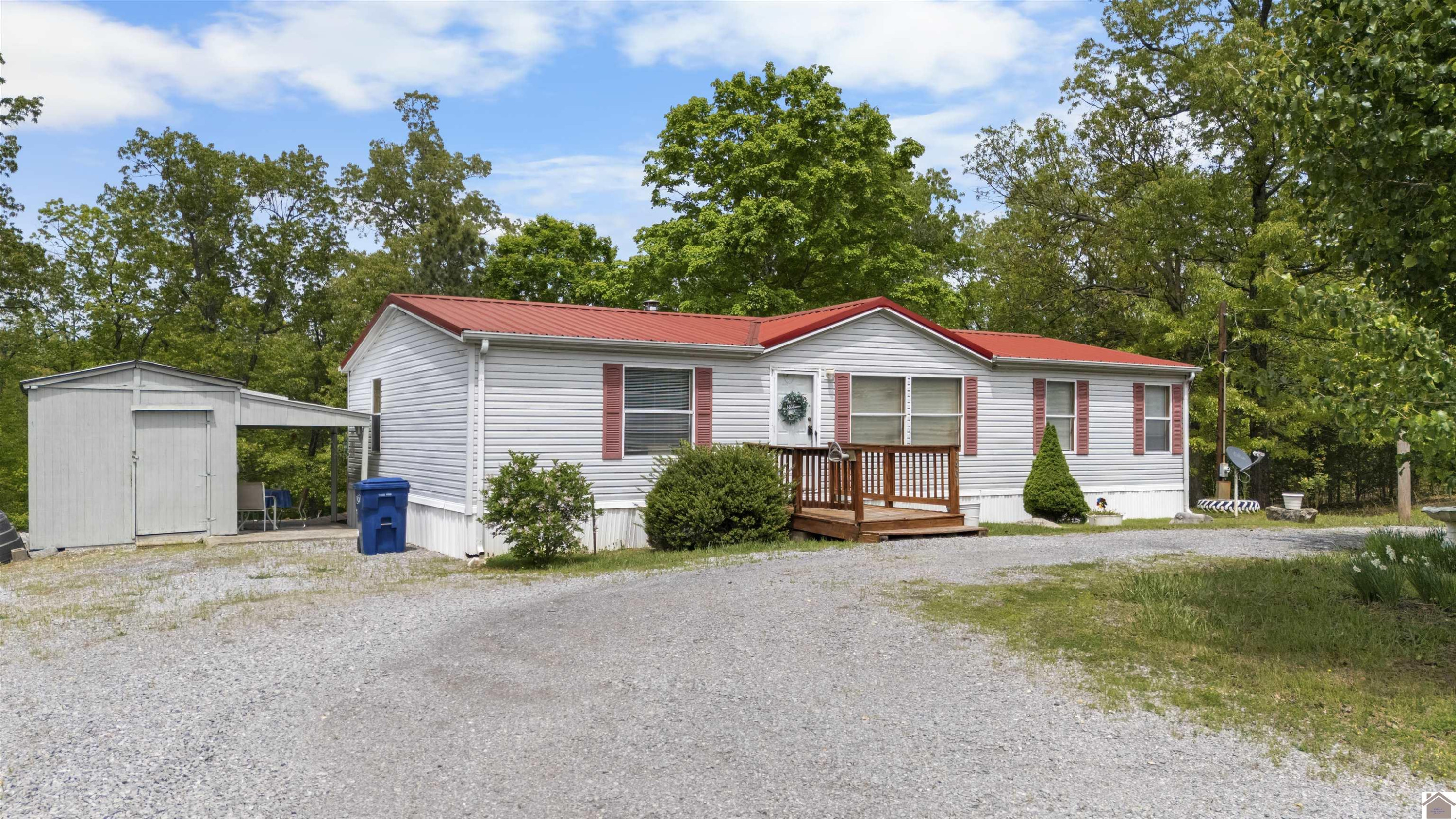 1401 Sam Downs Road Cadiz, KY 42211 - Photo 2 of 37 Photo 2