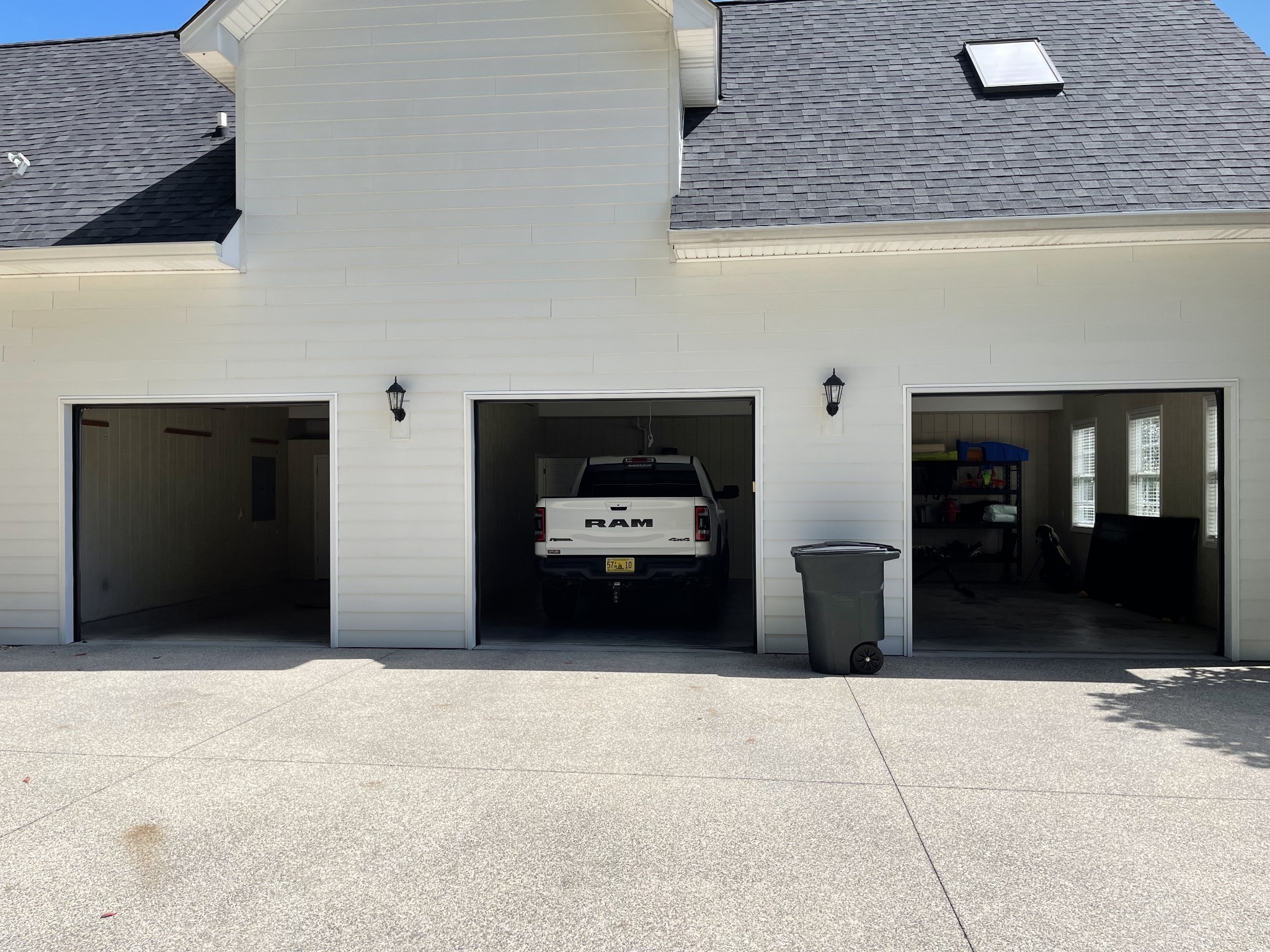1895 Zeb Warren Road Cookeville, TN 38506 - Photo 14 of 70 a view of a livingroom with an empty space