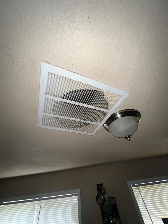 9104 Farmers Road White Settlement, TX 76108 - Photo 8 of 40 Detailed view