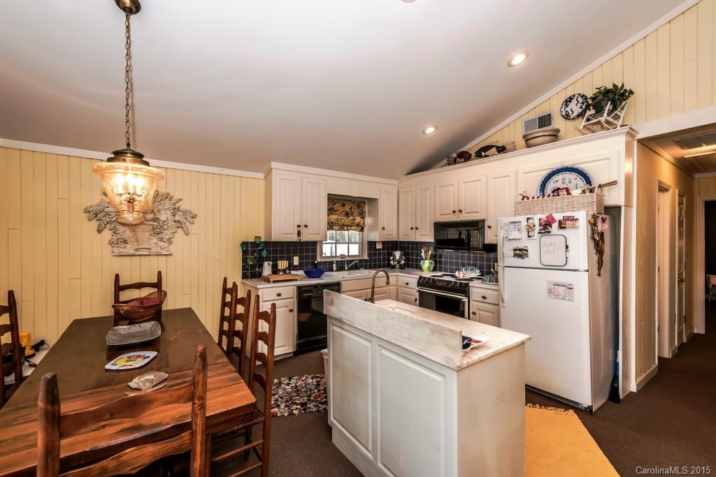 2494 Singleton Creek Road Liberty Hill, SC 29074 - Photo 6 of 15 Gallery Image 6