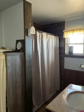 a view of a entrance gate of the house