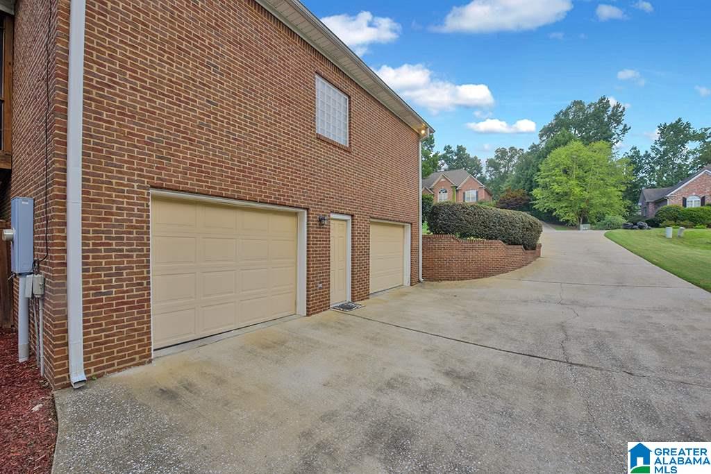 2673 Hawthorne Lake Road Helena, AL 35022 - Photo 3 of 29