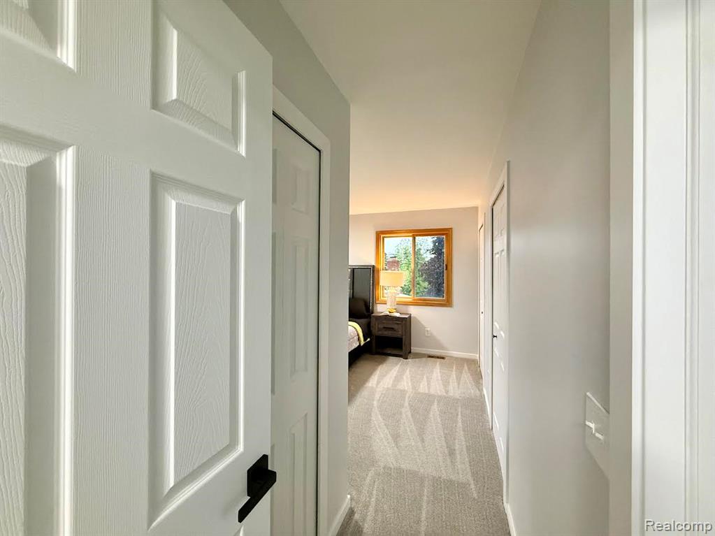 92 Foxboro Drive Rochester Hills, MI 48309 - Photo 32 of 57