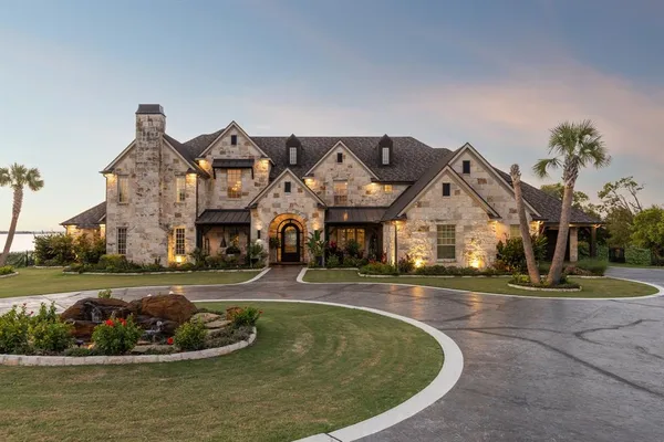 $5,999,999 | 916 Cedar Shores Drive, Heath, TX 75032