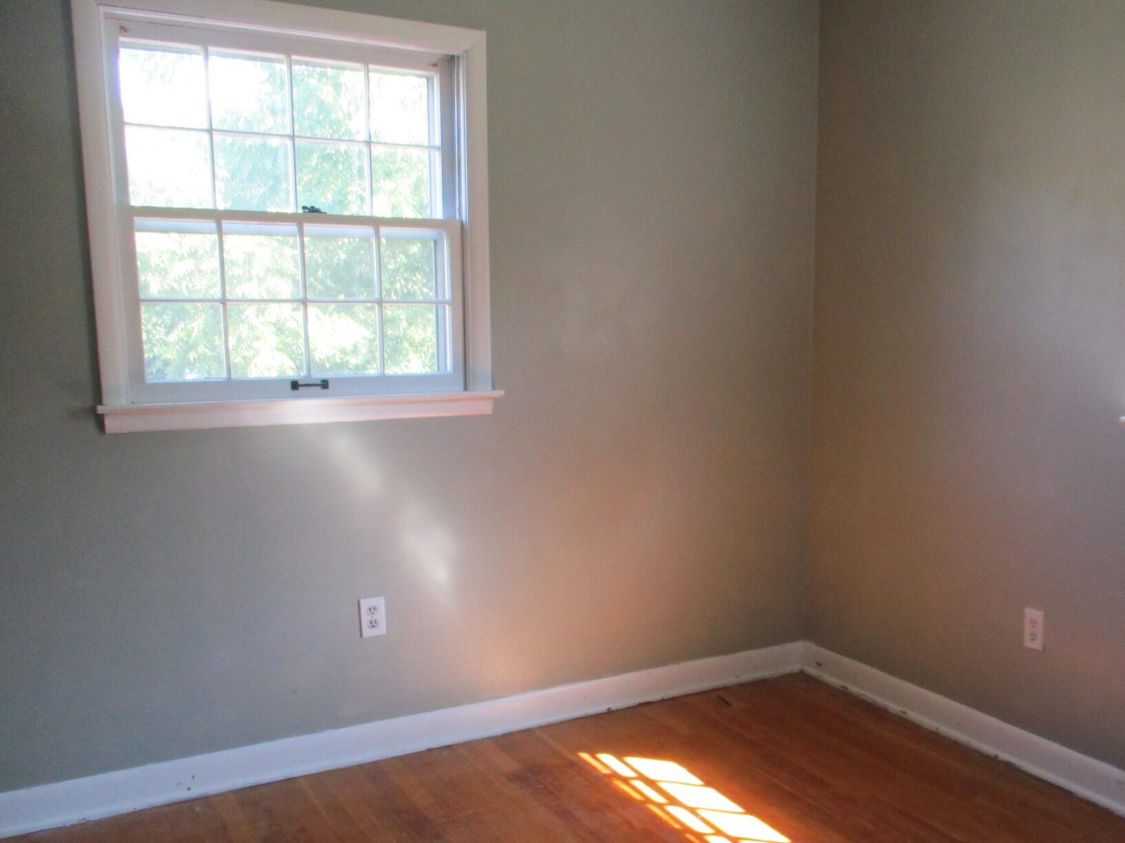 114 Green Valley Road Bristol, VA 24202 - Photo 11 of 11 IMG_1400