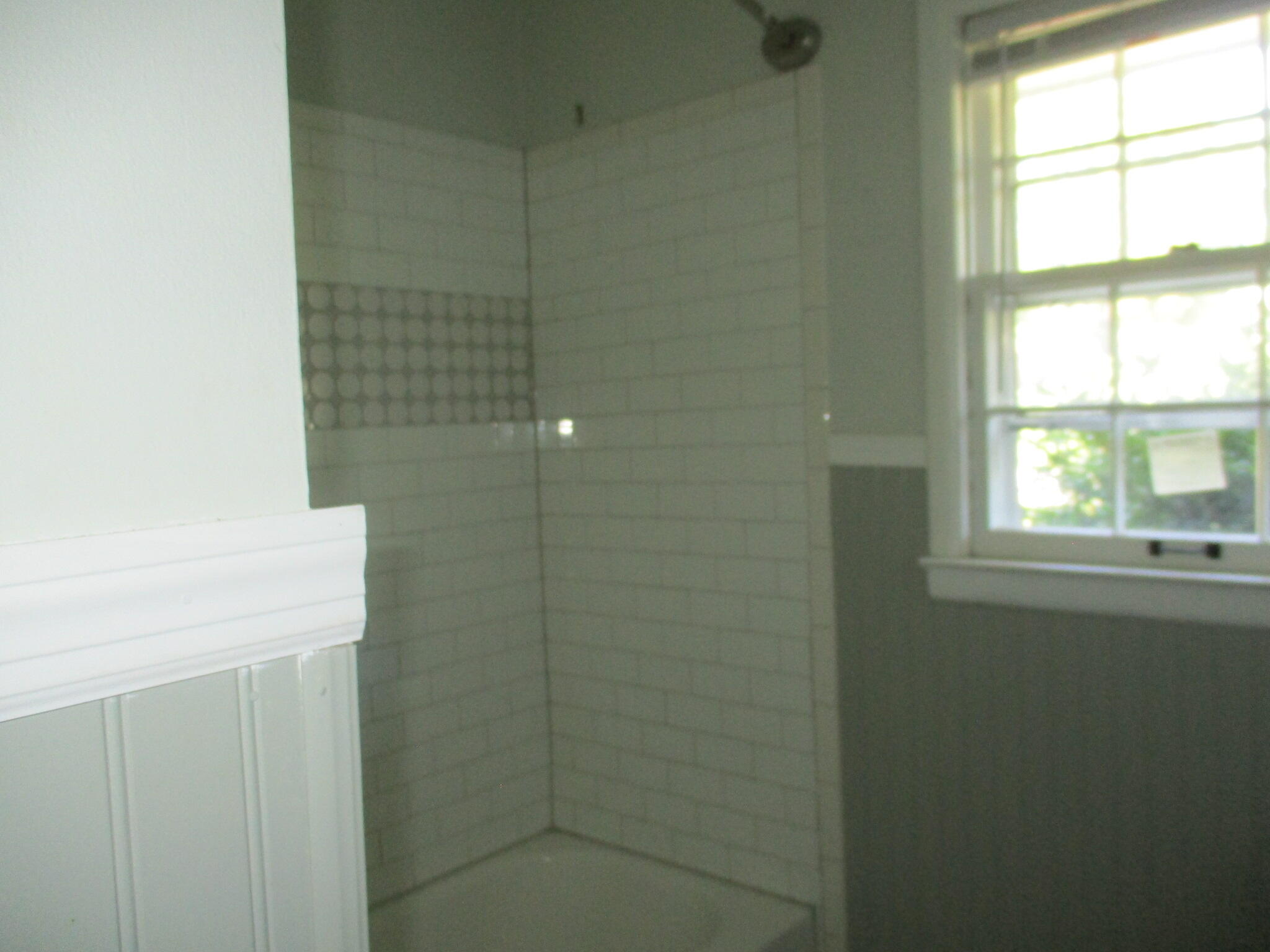 114 Green Valley Road Bristol, VA 24202 - Photo 7 of 11 IMG_1392