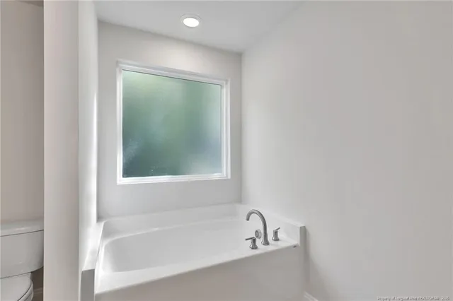 $1,750 | 1036 Meadow Reach, Sanford, NC 27332