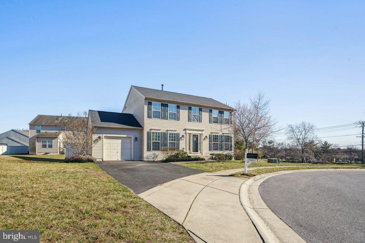 9585 Chaton Road Laurel, MD 20723 - Photo 3 of 38 Gallery Image 3