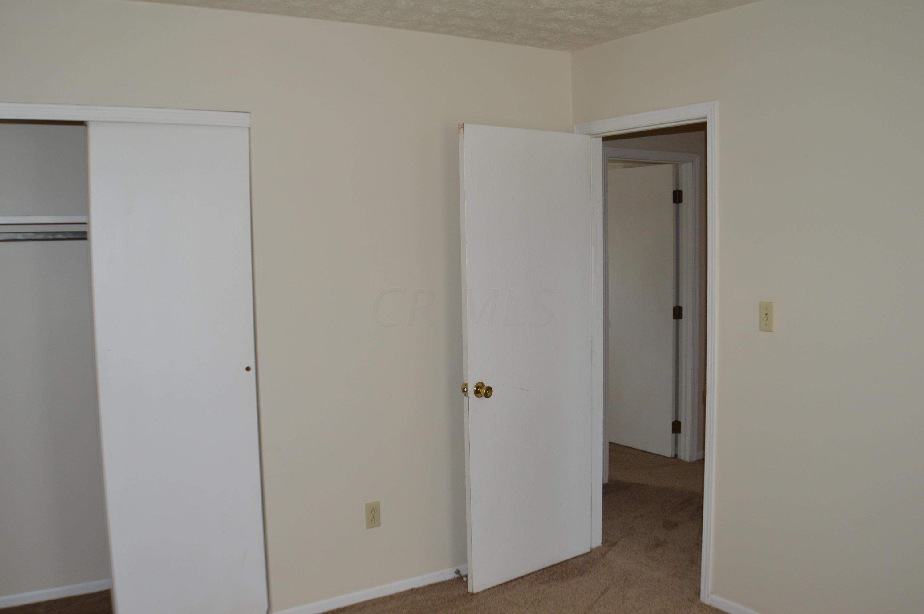 3461 Hines Road Columbus, OH 43230 - Photo 11 of 16 Gallery Image 11