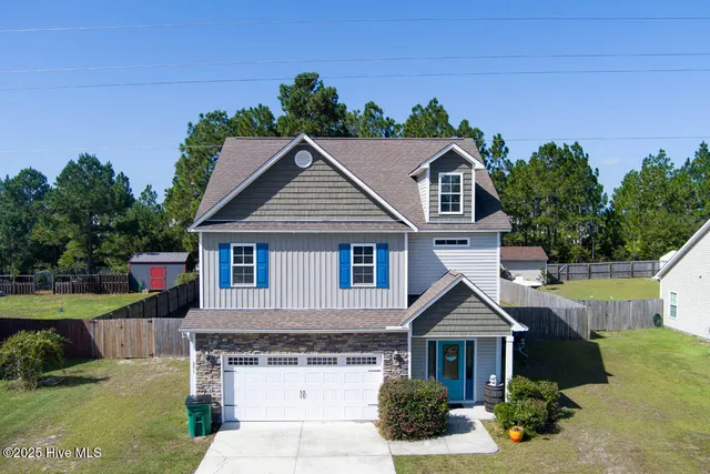 $315,000 | 251 East Ivybridge Drive, Hubert, NC 28539