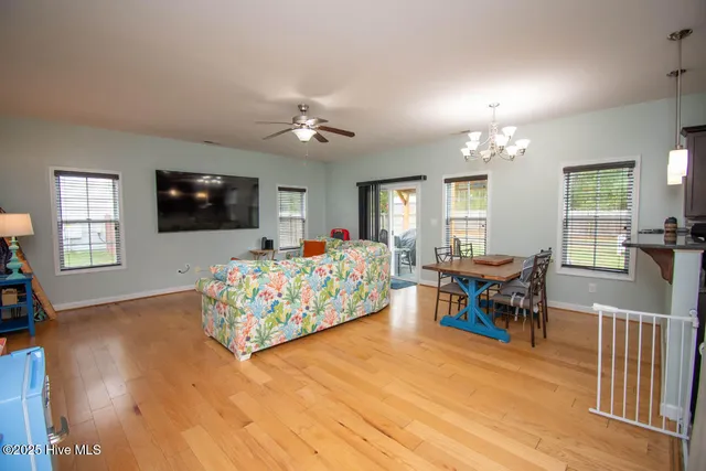 $315,000 | 251 East Ivybridge Drive, Hubert, NC 28539