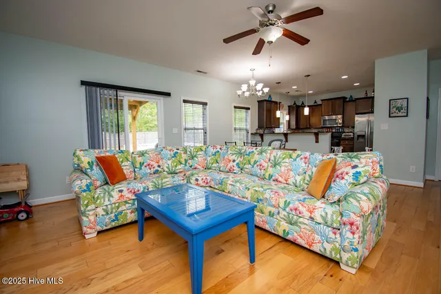 $315,000 | 251 East Ivybridge Drive, Hubert, NC 28539