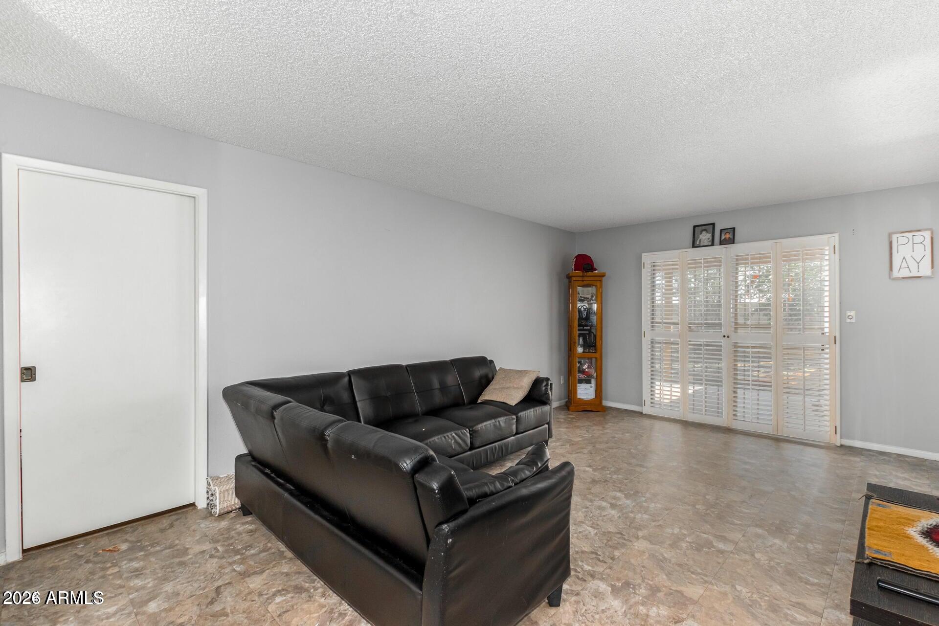 2925 West Lamar Road Phoenix, AZ 85017 - Photo 12 of 34 20240215210932375438000000-o