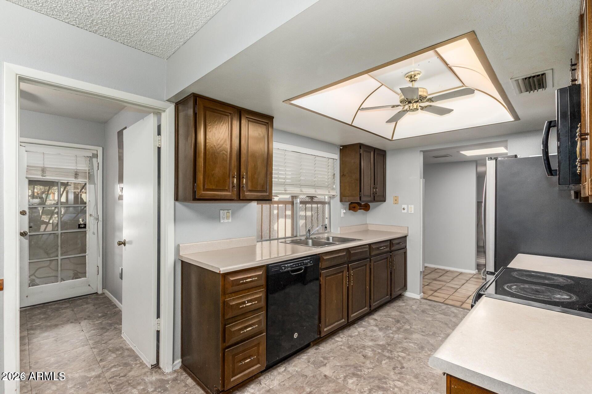 2925 West Lamar Road Phoenix, AZ 85017 - Photo 17 of 34 20240215210945476245000000-o