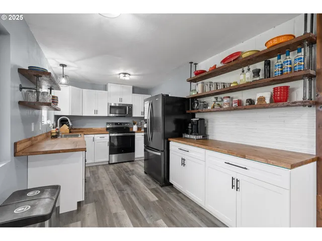 $355,000 | 3226 Southwest Isaac Avenue, Pendleton, OR 97801