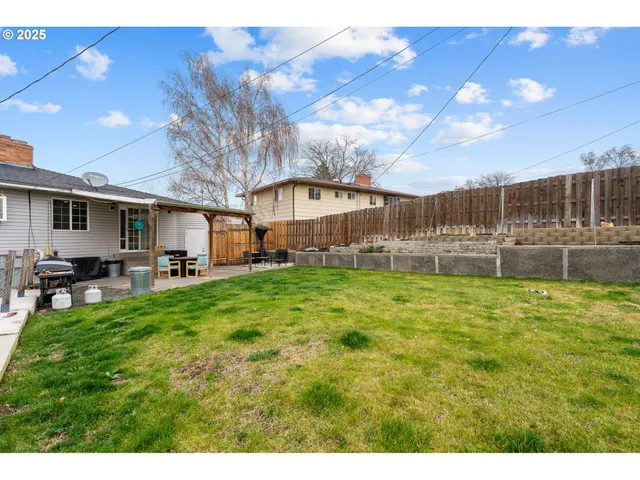 $355,000 | 3226 Southwest Isaac Avenue, Pendleton, OR 97801