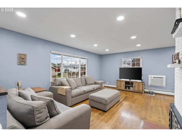 $355,000 | 3226 Southwest Isaac Avenue, Pendleton, OR 97801