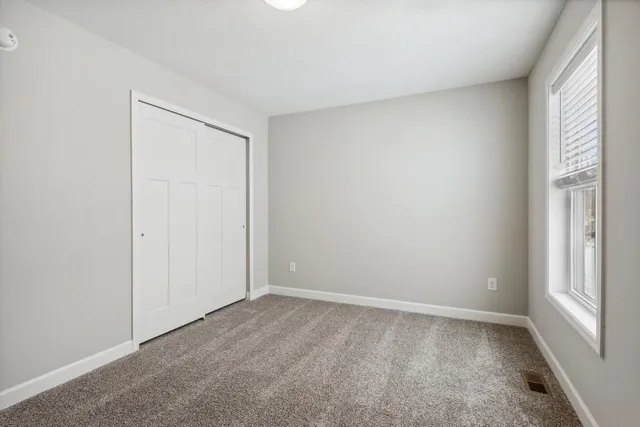 $2,895 | 9290 4th Street North, Lake Elmo, MN 55042