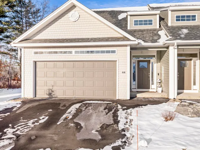 $650,000 | 44 Sheffield Way, Unit 6B, Londonderry, NH 03053