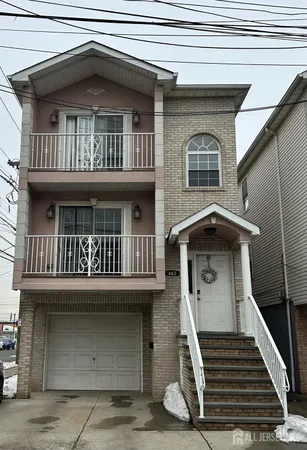 $2,700 | 663 South Park Street, Elizabeth, NJ 07206