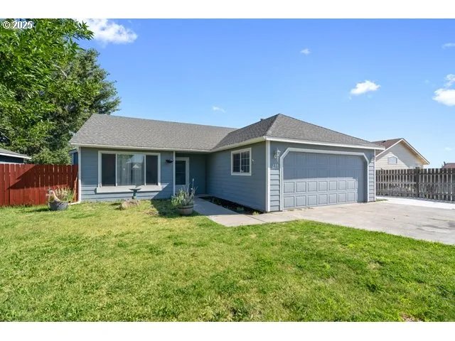 $345,900 | 411 Bobwhite Avenue, Umatilla, OR 97882