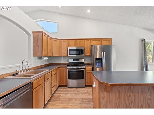 411 Bobwhite Avenue Umatilla, OR 97882 - Photo 15 of 45