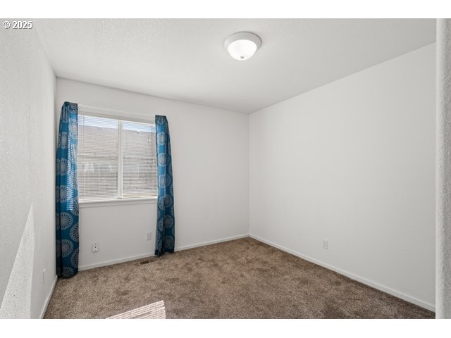 411 Bobwhite Avenue Umatilla, OR 97882 - Photo 19 of 45