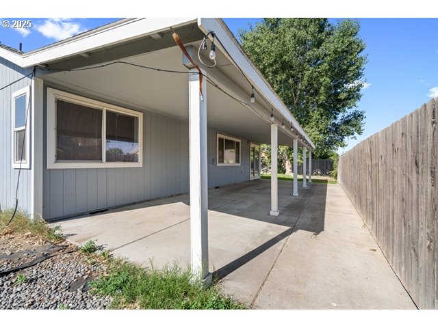 411 Bobwhite Avenue Umatilla, OR 97882 - Photo 34 of 45