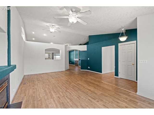 411 Bobwhite Avenue Umatilla, OR 97882 - Photo 9 of 45