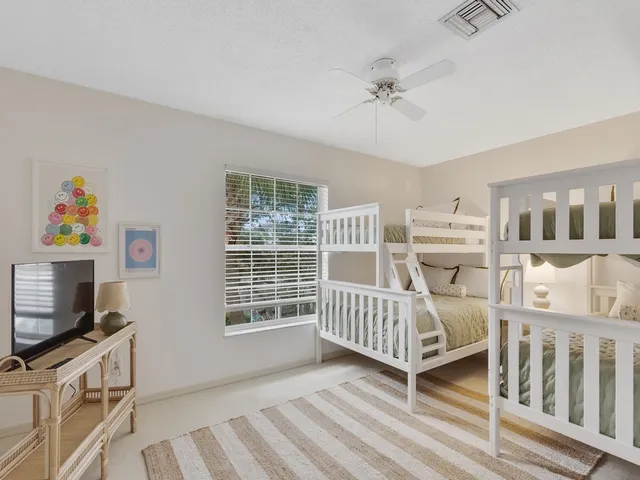 $7,000 | 300 Harbour Drive, Unit 308E, Vero Beach, FL 32963