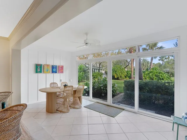 $7,000 | 300 Harbour Drive, Unit 308E, Vero Beach, FL 32963