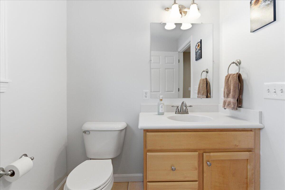 371 Maquoit Road Brunswick, ME 04011 - Photo 40 of 107 070-371 Maquoit Rd_Brunswick_ME-58
