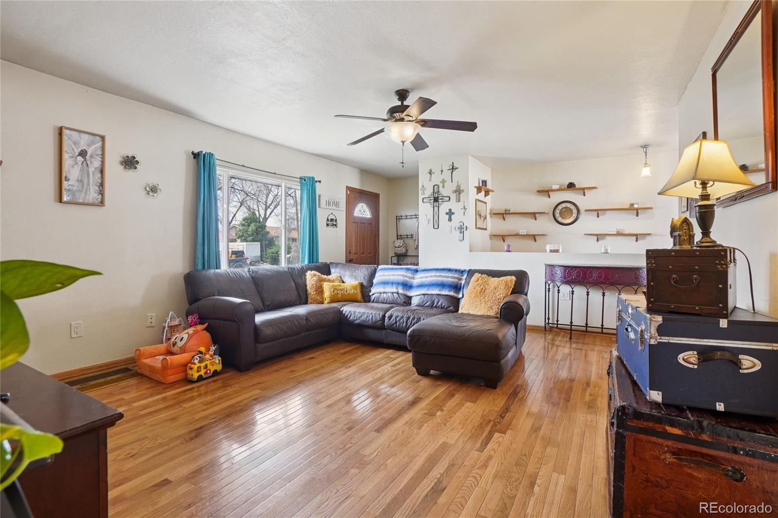 53 Mac Gregor Road Pueblo, CO 81001 - Photo 8 of 48