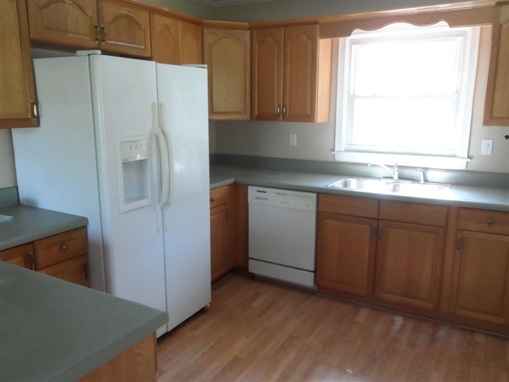 208 Torrington Road Walhalla, SC 29691 - Photo 3 of 11 Gallery Image 3