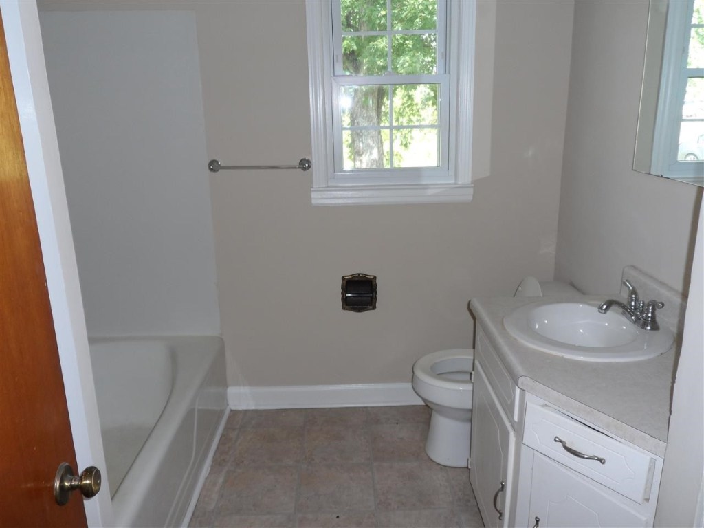 208 Torrington Road Walhalla, SC 29691 - Photo 10 of 11 Gallery Image 10
