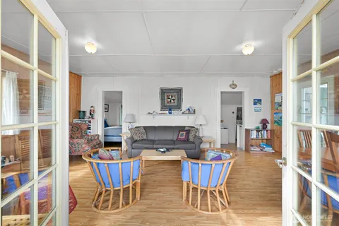 $950,000 | 1865 Seacrest Drive, Lummi Island, WA 98262