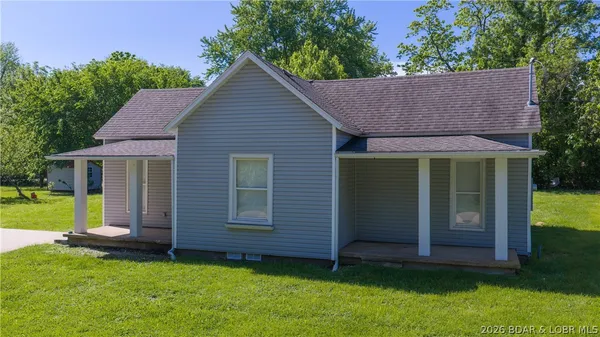 $179,500 | 214 West 8th Street, Eldon, MO 65026