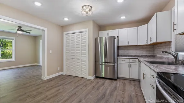 $179,500 | 214 West 8th Street, Eldon, MO 65026