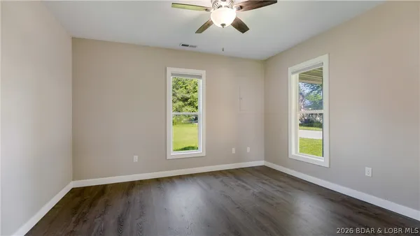 $179,500 | 214 West 8th Street, Eldon, MO 65026