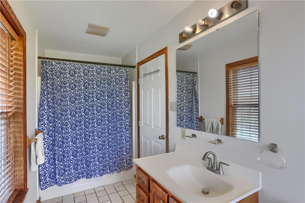 635 Cameron Road New Castle, PA 16101 - Photo 28 of 48