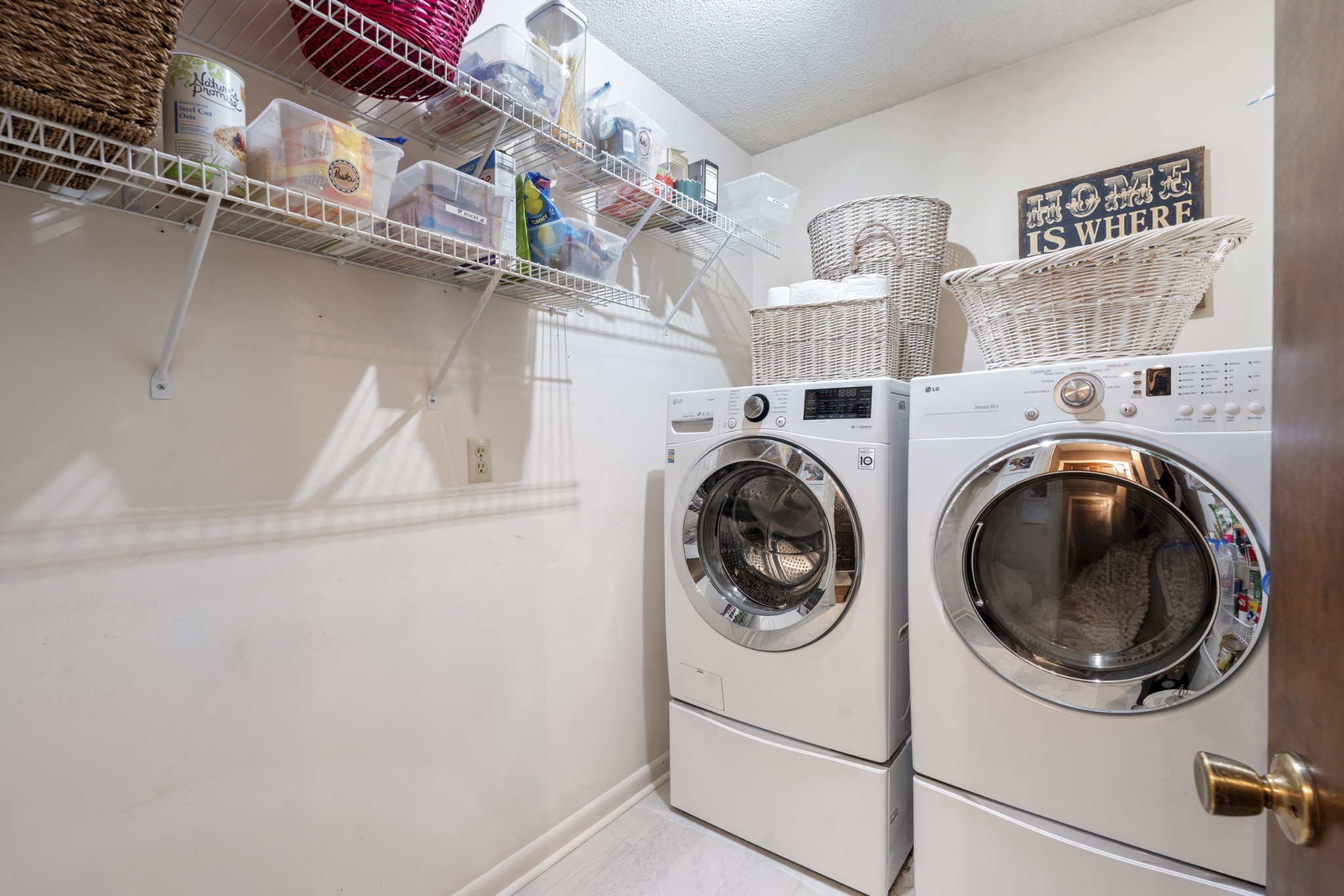 954 Belmont Road Manchester, TN 37355 - Photo 24 of 42 a utility room with dryer and washer