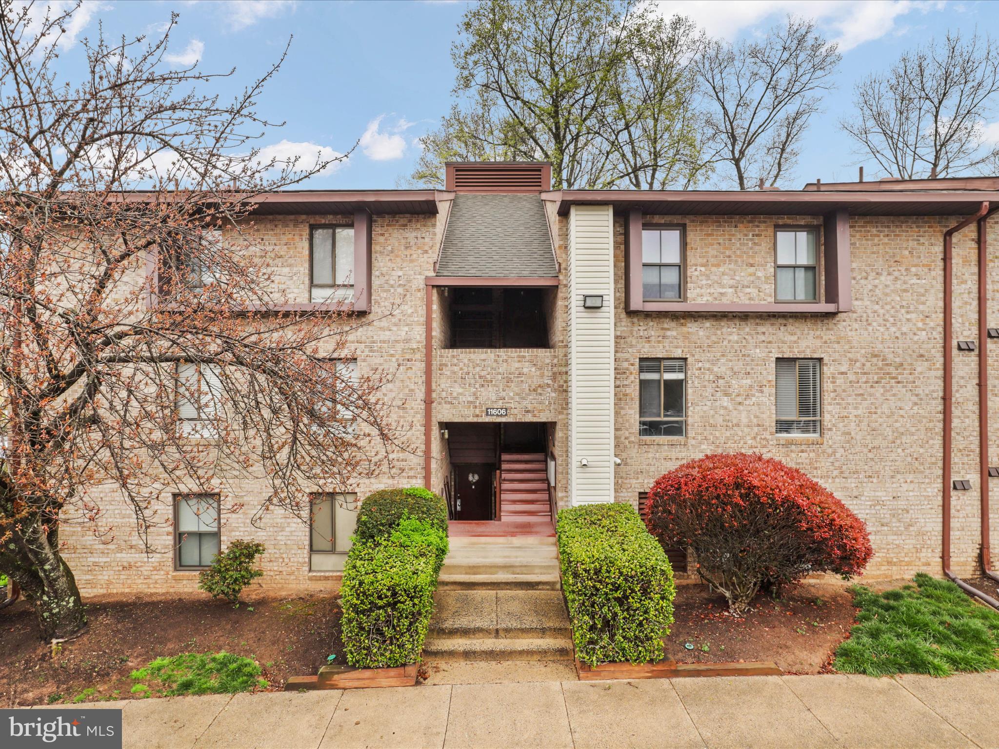 11606 Stoneview Square, Unit 11C Reston, VA 20191 - Photo 1 of 25 Gallery Image 1