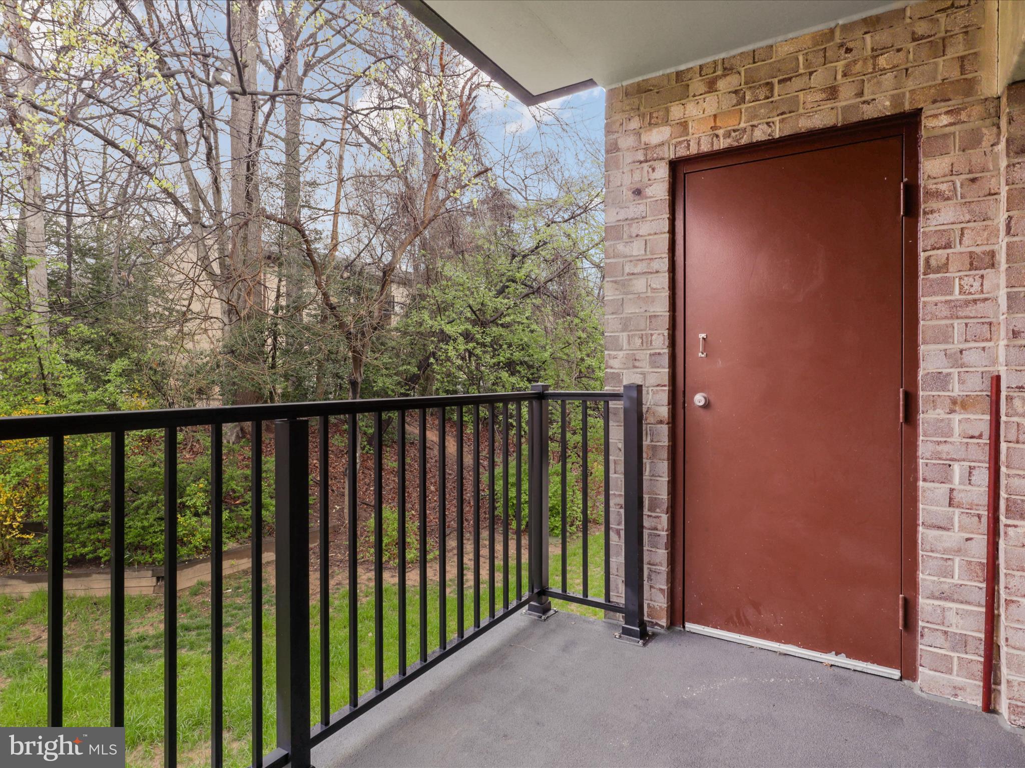 11606 Stoneview Square, Unit 11C Reston, VA 20191 - Photo 8 of 25 Gallery Image 8