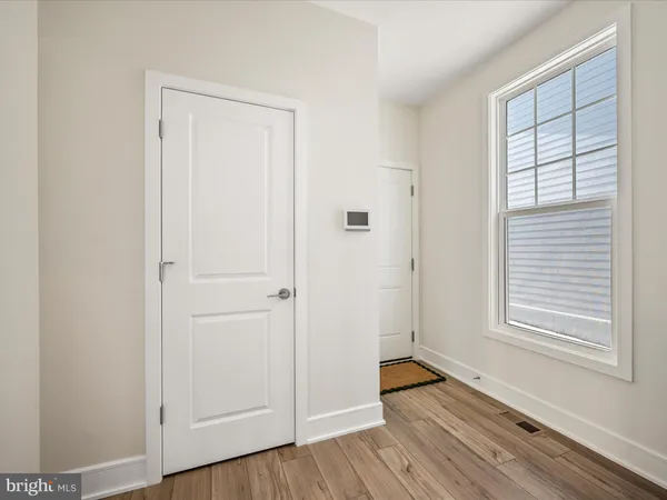 $679,990 | 6052 Cobblestone Court, Marshall, VA 20115