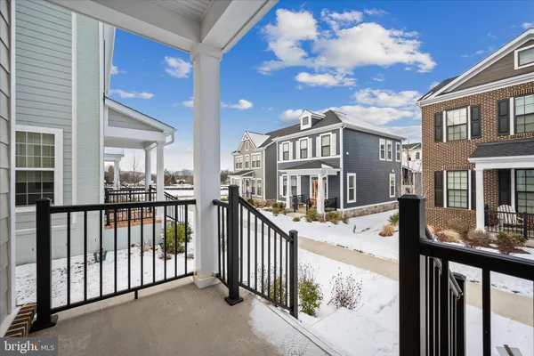 $679,990 | 6052 Cobblestone Court, Marshall, VA 20115