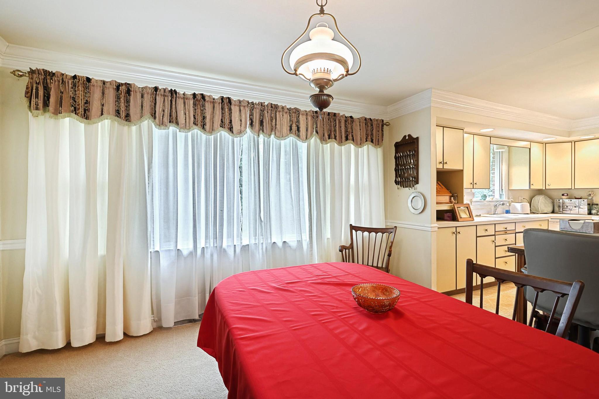 2661 Raleigh Drive York, PA 17402 - Photo 12 of 25 Dining Area