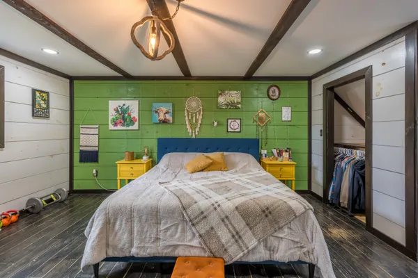 $439,000 | 42 East Oxford Road, Paris, ME 04281