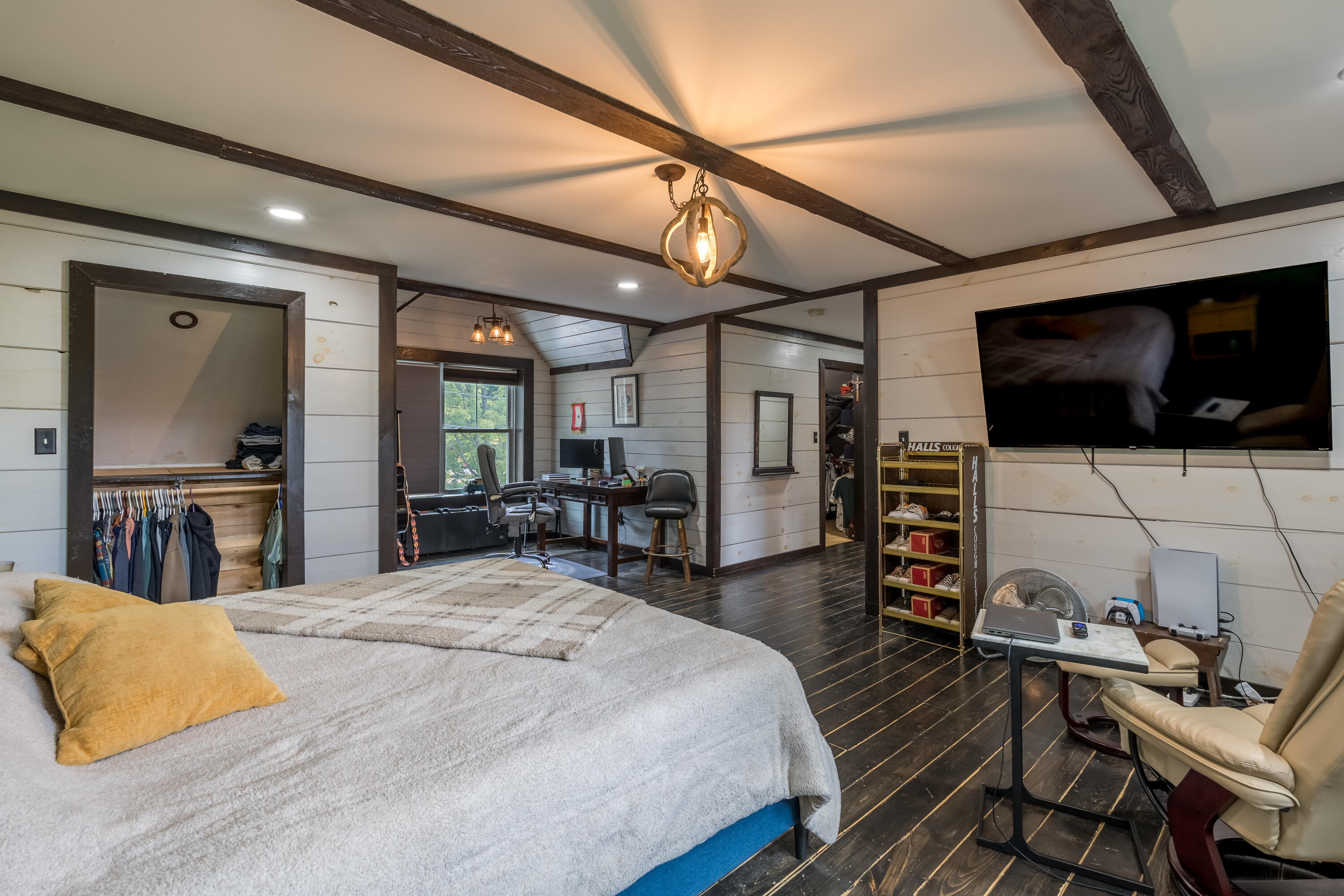 42 East Oxford Road Paris, ME 04281 - Photo 40 of 69 Primary Suite