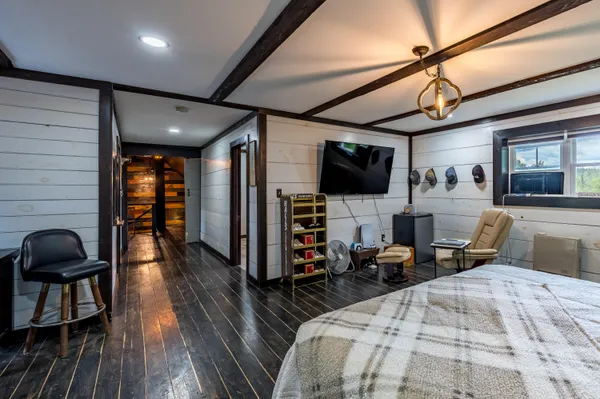 $439,000 | 42 East Oxford Road, Paris, ME 04281